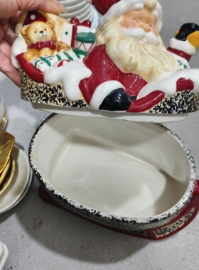 非偏远地区凑满19包邮部分瑕/陶瓷样品雪橇车圣诞老人置物罐磕补