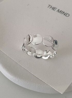 通体足银，极简轻奢百搭