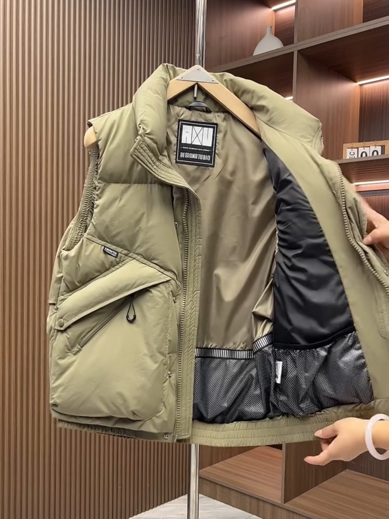 2025秋冬加厚保暖棉马甲男潮牌时尚痞帅夹棉坎肩外套工装百搭背心,淘宝优惠券,粉丝福利购,淘宝优惠卷