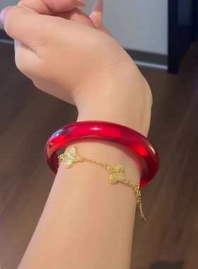 白月光手镯女冰种红水晶玉髓镯子