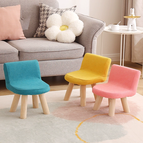 Детский маленький стул магистраль сеть красного дома с низким табурет