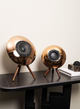 现代简约装饰金属三角蓝牙音箱低音炮桌面客厅复古摆件样板间软装