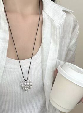 小众设计满珠爱心项链 钛钢保色磨砂坠 甜酷辣妹黑色细绳颈链