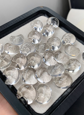 天然莹润白水晶月亮吊坠饰品彩虹