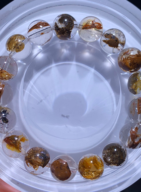 天然冰透红泥骸骨闪灵手串共生