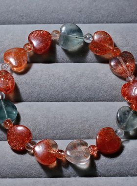 天然爆闪阿鲁沙爱心雕刻金太阳女