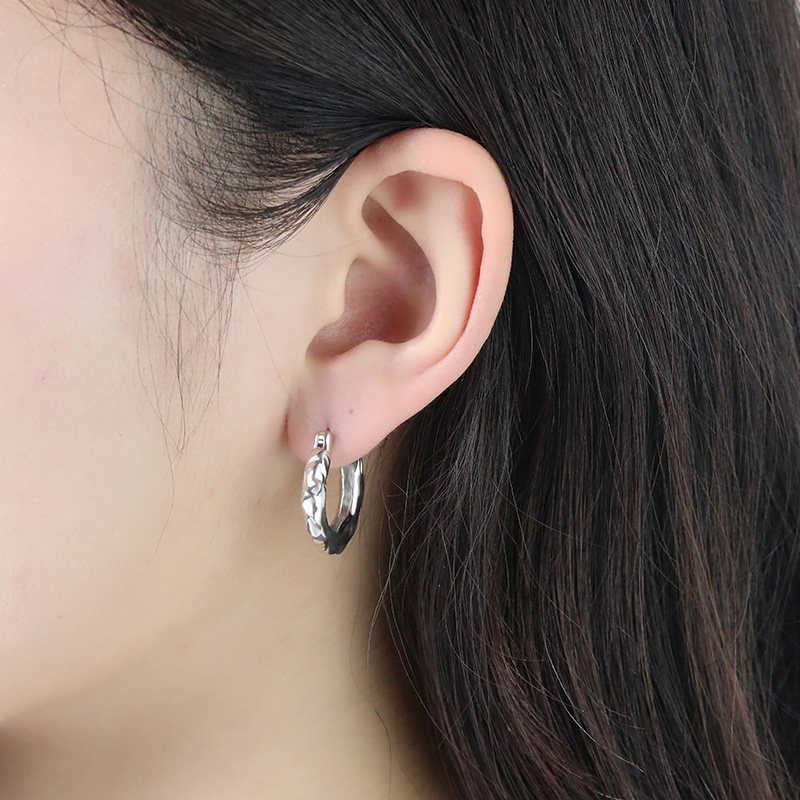 老银匠s925银耳圈女款小众设计高级感冷淡风个性纯银耳饰耳钉耳坠,淘宝优惠券,粉丝福利购,淘宝优惠卷