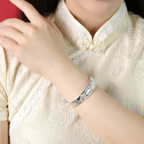 老银匠s999足银手镯女款妈妈款福字送老人奶奶母亲节礼物纯银镯子 - 图0