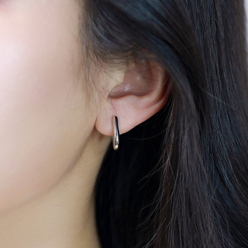 老银匠s925银耳圈女时尚素圈耳饰耳钉小众设计高级感百搭纯银耳环,淘宝优惠券,粉丝福利购,淘宝优惠卷