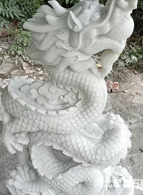 喷水石雕龙大型汉白玉雕刻盘龙寺庙景区水景石雕吐水生肖石龙雕刻