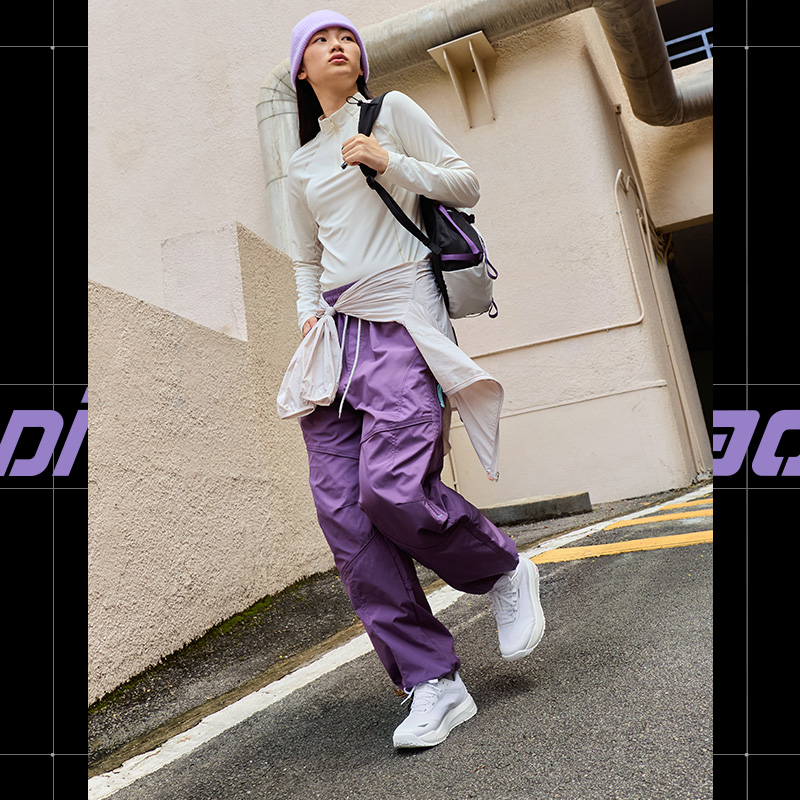 安踏风雨兼程丨橡胶大底防滑耐磨跑步鞋女鞋秋季舒适通勤运动鞋 - 图1