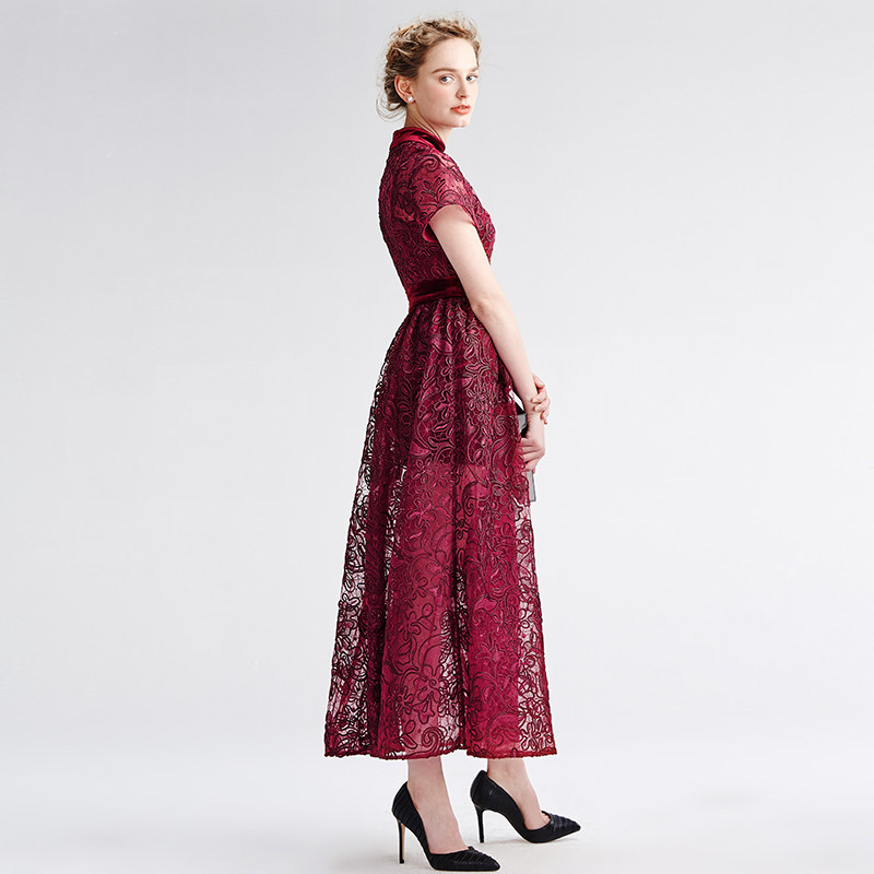 酒红色天鹅绒婚礼套装蕾丝敬酒服 onerila连衣裙