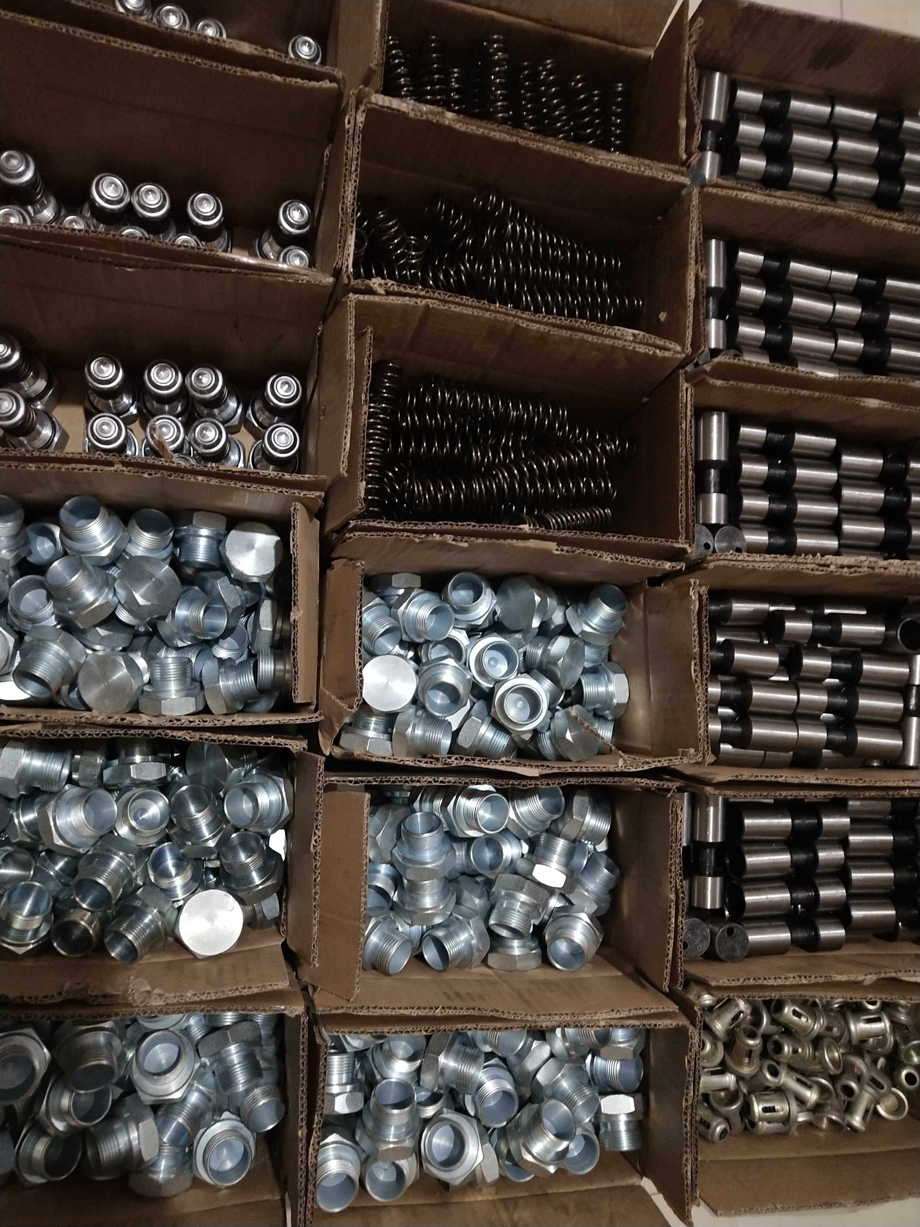 3970655东风天龙商用车康明斯工程机械6CT6L机油滤清器座压缩弹簧,淘宝优惠券,粉丝福利购,淘宝优惠卷