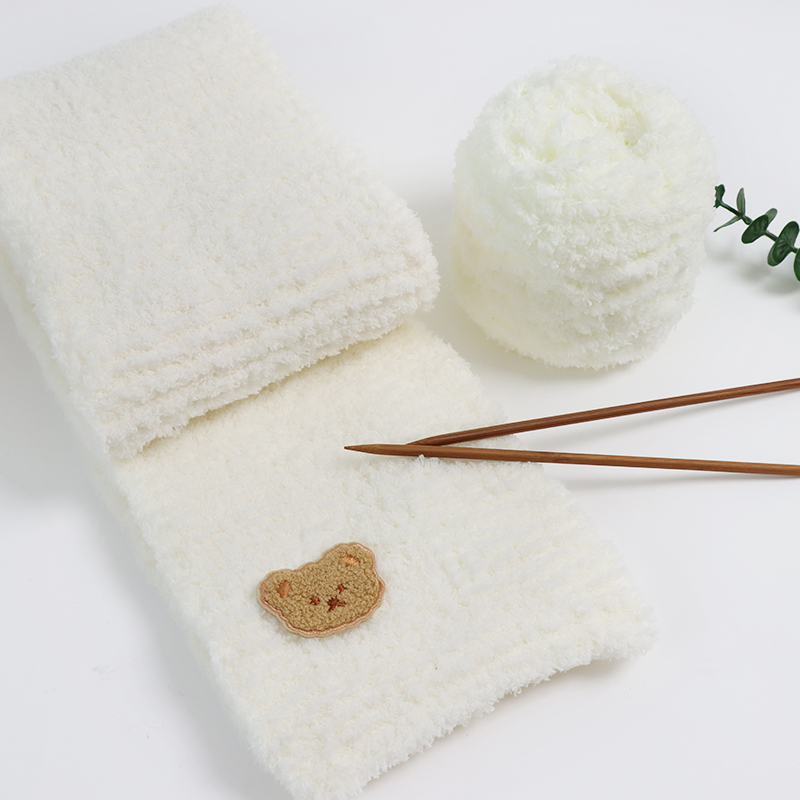 珊瑚绒毛线团织围巾超软粗线手工diy送女友自钩织专用女孩子亲肤 - 图3