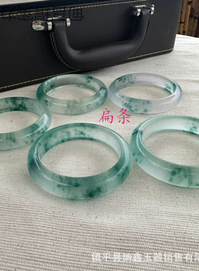 新坑翡翠冰种飘绿飘花圆条手镯石英岩玉玉镯冰透玉器