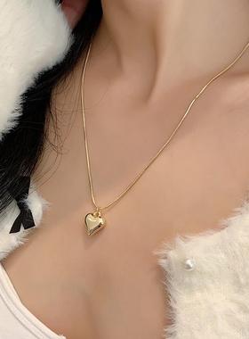 爱心轻奢小众设计感高级毛衣链