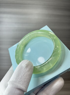 天然岫玉手镯冰透暴风雪玉镯玉质细腻生日礼物汉服旗袍配饰天然石