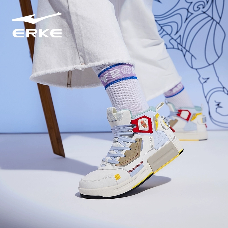 鸿星尔克奇弹银魂联名高帮板鞋潮流休闲鞋子女运动鞋12120301529 - 图0