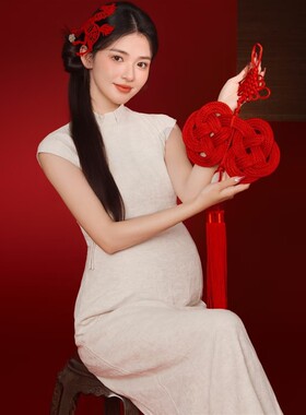 2026中式国风气质高级孕妈咪旗袍影楼服装新款肖像氛围感摄影写真