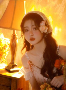 影楼主题复古轻婚纱新款法式少女油画风连衣裙个人艺术照主题服装