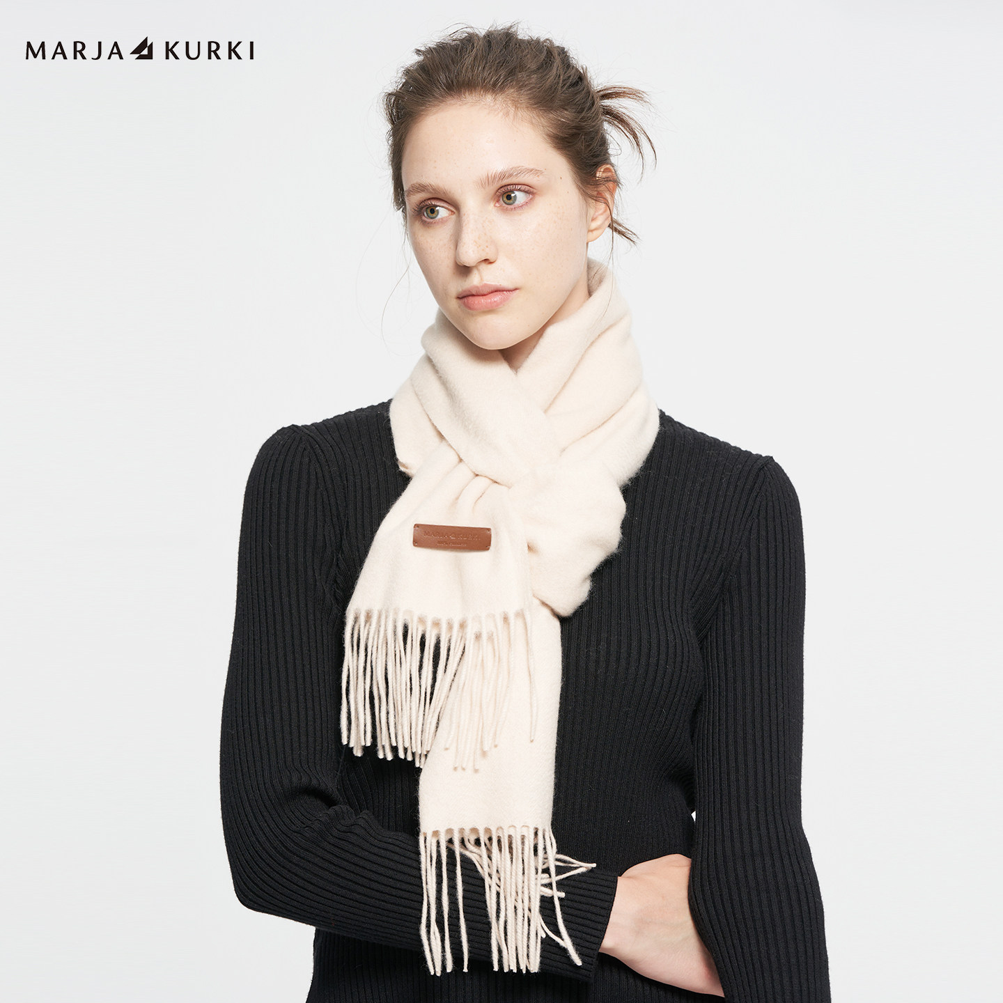 MARJAKURKI玛丽亚古琦山羊绒围巾女生日礼物高级感红色围巾女冬季,淘宝优惠券,粉丝福利购,淘宝优惠卷