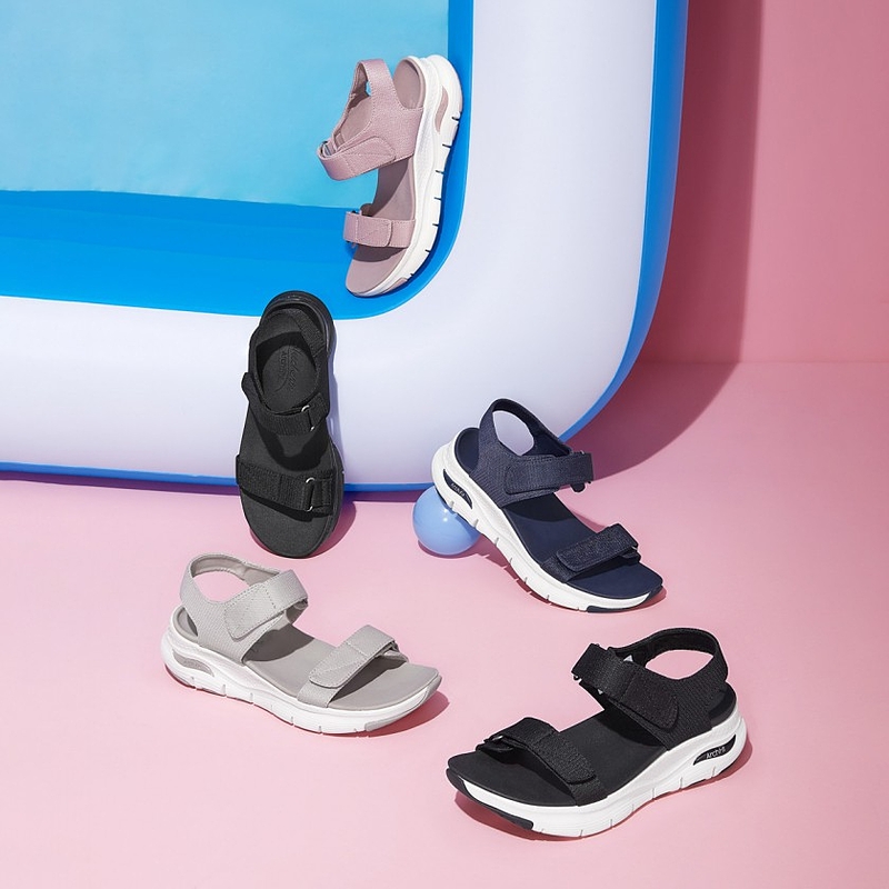 Skechers 斯凯奇正品奥莱 夏季女子厚底魔术贴简约休闲运动凉鞋_skechers品牌工厂店_运动鞋new-第4张图片-提都小院