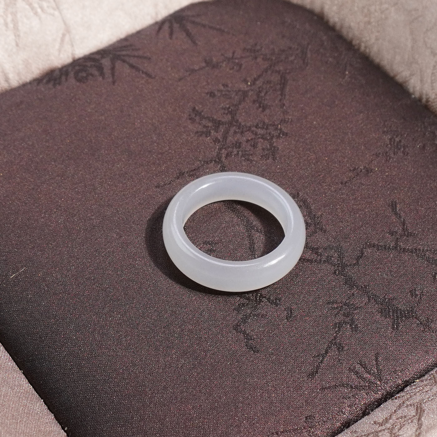 Hotan jade Qinghai old pit material jade ice transparent delicate white jade unstructured 17mm ring jade ring men and women k