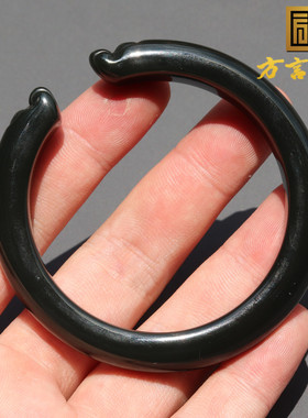 市场价8800元亏本价680新疆近无结构细腻油润青玉55mm猫爪手镯A8