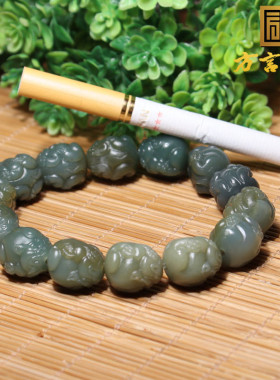 火爆方言和田玉佩戴级新疆且末料蓝色基调带糖巧雕貔貅手链手串N