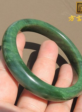 色天阳绿色碧玉内径61mm精美手镯