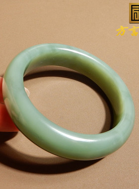 俄料老坑料碧玉粉青巨细55mm手镯