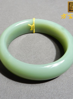 美美哒俄料老坑碧玉粉青高冰底近无结构内径60mm正装女士手镯w2