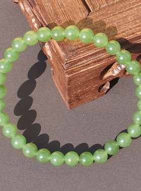 方言和田玉俄无黑点冰底果绿碧玉