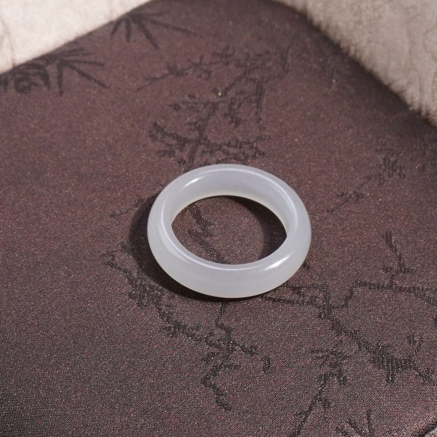 Hotan jade Qinghai old pit material jade ice transparent delicate white jade unstructured 17mm ring jade ring men and women k