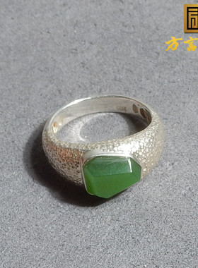 美美哒俄料老坑碧玉阳绿银镶戒指