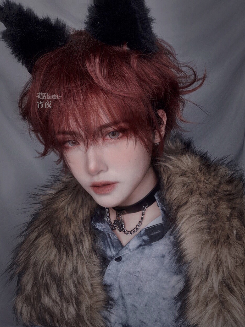 小霸王+夜色篝火武士头狼尾假发萌乱张佳乐鲻鱼头万圣节男cos红短