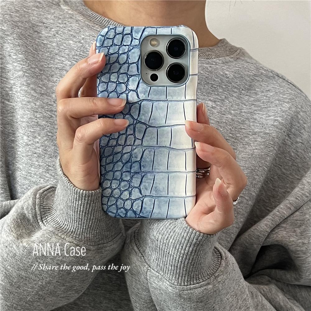 ANNACASE简约设计渐变蓝鳄鱼纹皮质适用17promax手机壳新款iPhone15高级感14pro防摔17硬壳16promax保护套16 - 图0