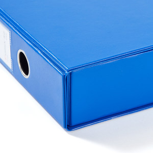 齐心PCV档案盒A4加厚档案盒塑料pvc带压纸金属夹子资料盒办公用人事财务凭证财务文件收纳盒带标签pp文件盒