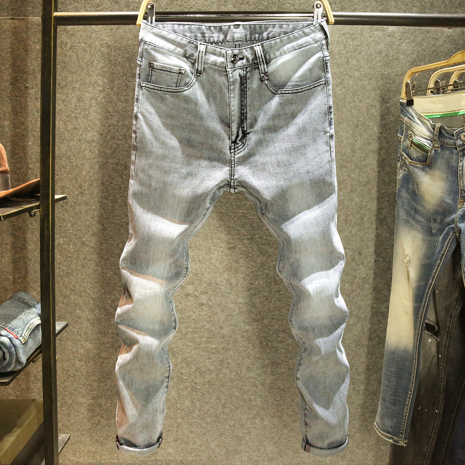 欧洲站高级灰色牛仔裤男款轻奢弹力修身小脚裤潮牌百搭显瘦长裤子 - 图0