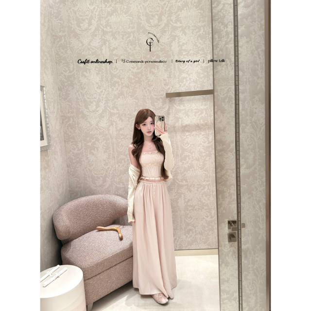 Chi Umbrella Pleated Lace Tencel Suspender Pants suit
