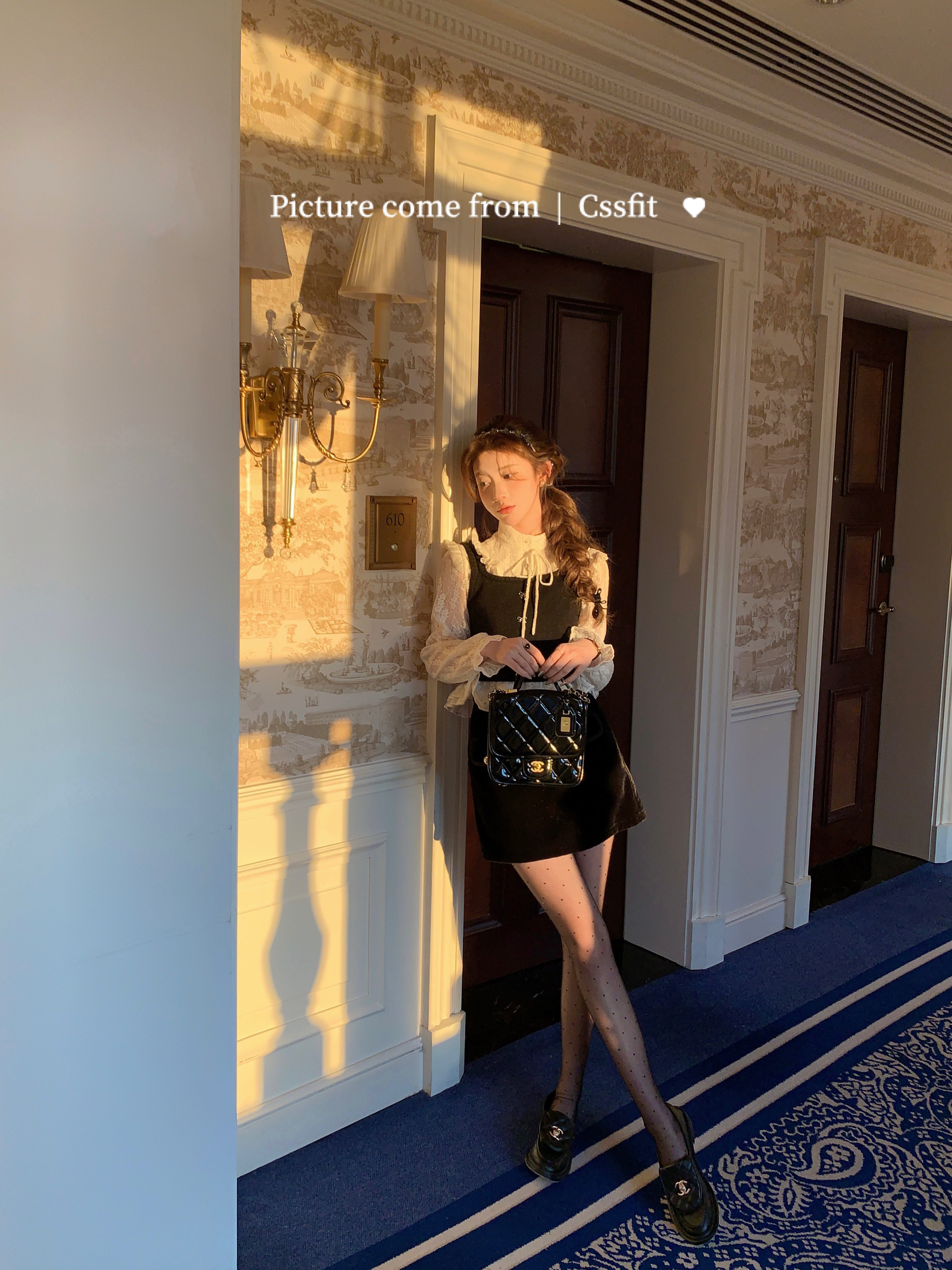 迟伞伞 萨尔茨堡来信 系带蕾丝花朵白衬衫蝴蝶结扣羊毛马甲套装女,淘宝优惠券,粉丝福利购,淘宝优惠卷