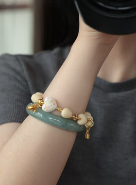 象牙果爱心搭配驼骨一箭穿心，纯铜钻片