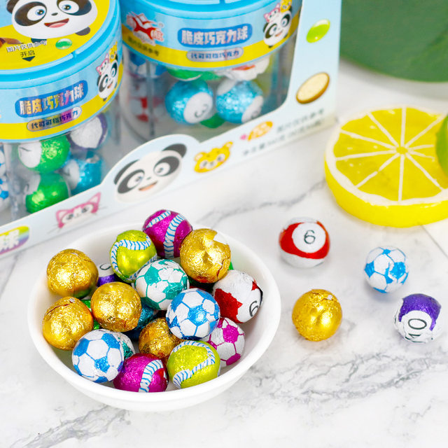 Yihang football shaped chocolate ball