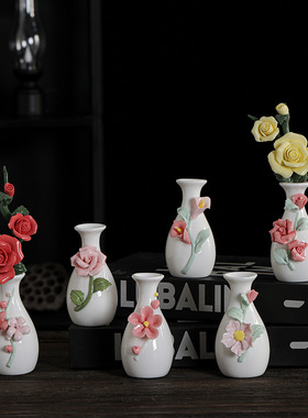 新品手捏花陶瓷花瓶陶瓷手工小花瓶家居插花摆件景区地摊货源