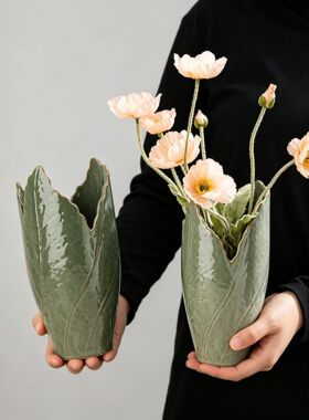 现代轻奢陶瓷花瓶感绿色插花器摆件客厅书房鲜花富贵竹水培瓶
