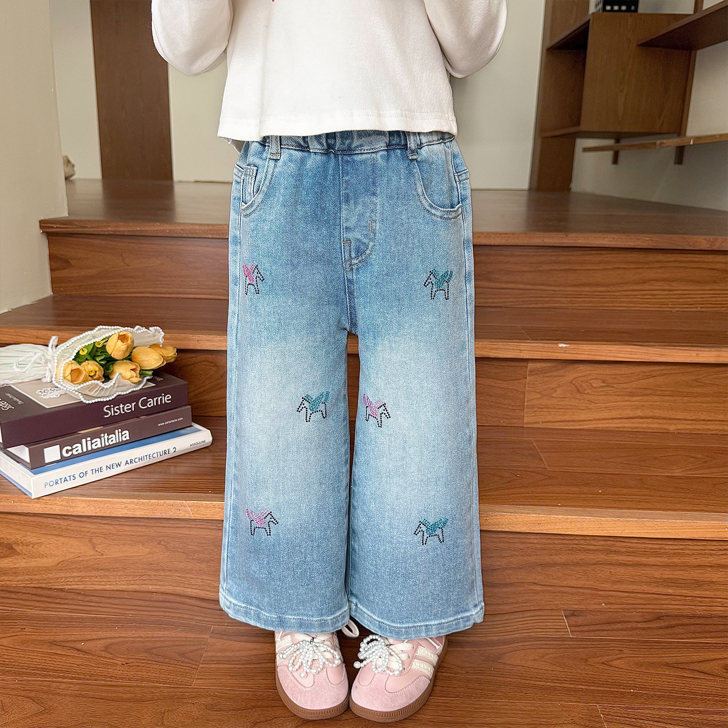 中小女童刺绣牛仔裤春秋款2026新款宝宝儿童洋气宽松直筒阔腿裤子,淘宝优惠券,粉丝福利购,淘宝优惠卷