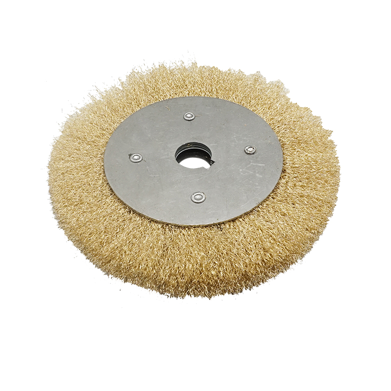 Roll flat wire brush polishing to remove rust