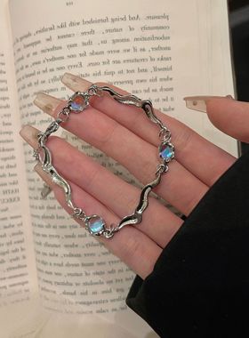 新款扭曲月光石手链个性小众