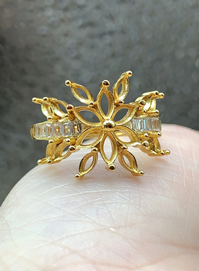s925银六瓣花镂空花朵戒指空托两侧T方钻活口可调节/2*4-2.5*5mm