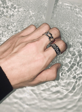 链条旋转戒指男女时尚个性潮食指嘻哈单身戒钛钢不掉色开酒瓶